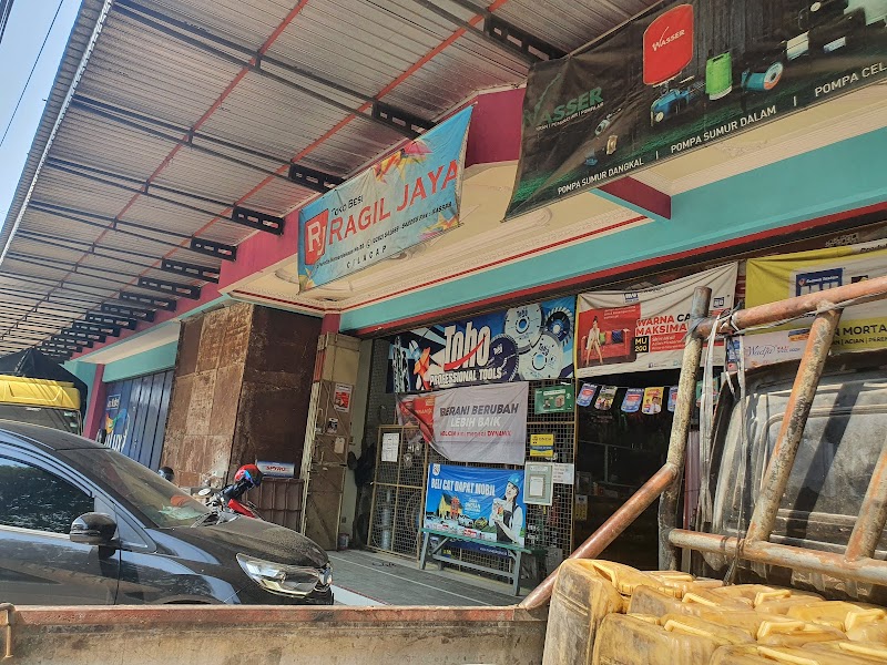 Bangun Masa Depan di Cilacap: Material Berkualitas, Harga Terjangkau